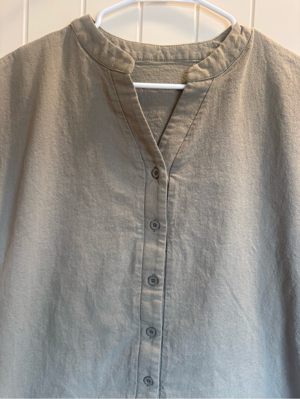 Emery Rose Small Neutral olive Tunic style dress with Button Detail - Picture 2 of 5